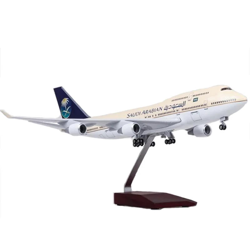 1/150 47 см Boeing B747-400 авиакомпания Саудовской Аравии модель самолета авиарама W шасси и светильник сплав база самолет игрушки самолет