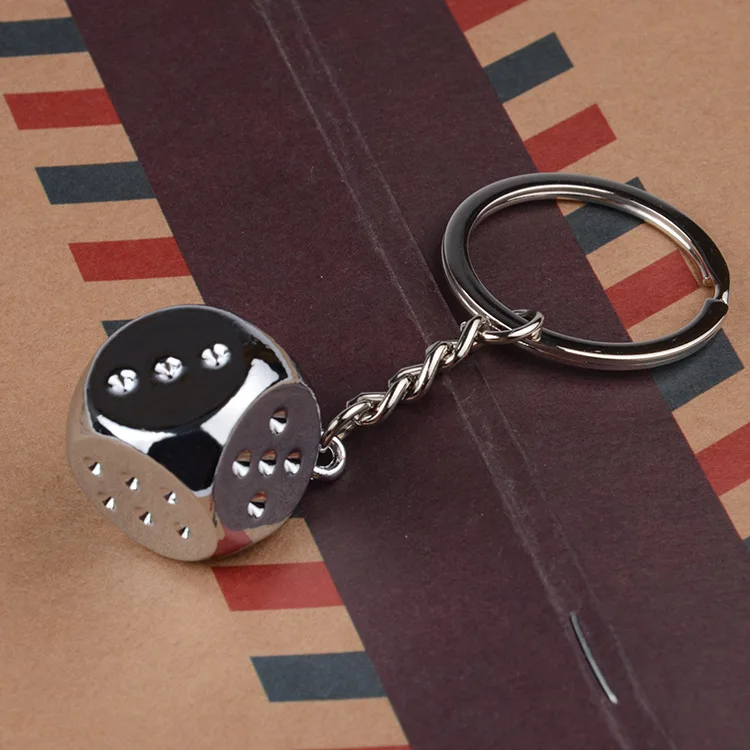 

Creative Metal Square Stereo Solid Dice Keychain Cute Automobile Hanging Ornament Dice G052