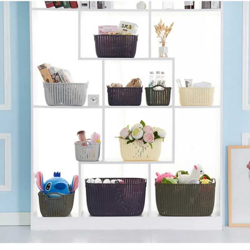 

Large Capacity Plastic Imitation Rattan Storage Basket Household Debris Storage Basket Hamper Multipurpose Storage Organization