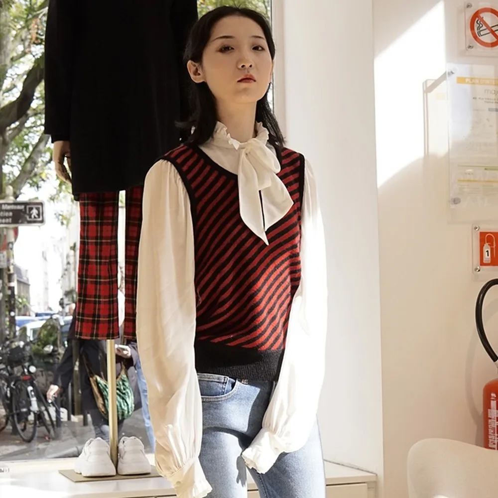 

Women's Sweater Striped New Sweet Fake Two-Piece Ruffles Decoration Bow Tie Patchwork Lady Pull Tops for Autumn Winter