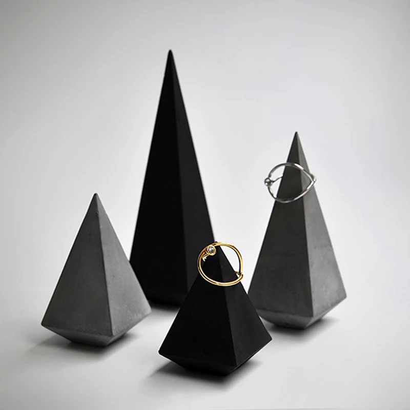 Creative Plaster The Ring Holder Gypsum Molds Jewelry Display Rack Concrete Cone Pyramid Silicone Mold Home Decor Photo Props