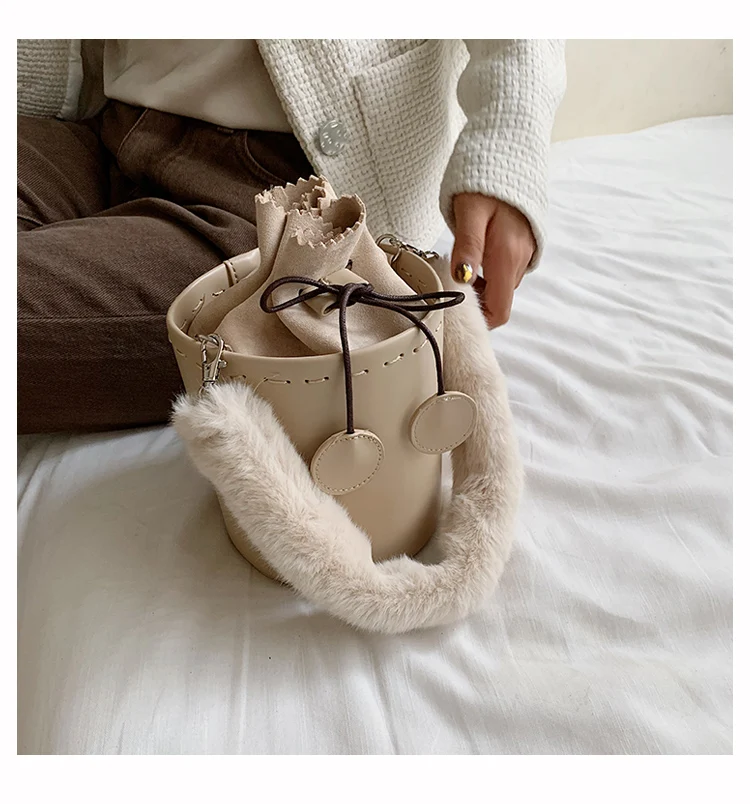 Элегантная женская плюшевая сумка-мешок Зимняя Новая высококачественная кожаная женская дизайнерская сумка повседневная сумка через плечо