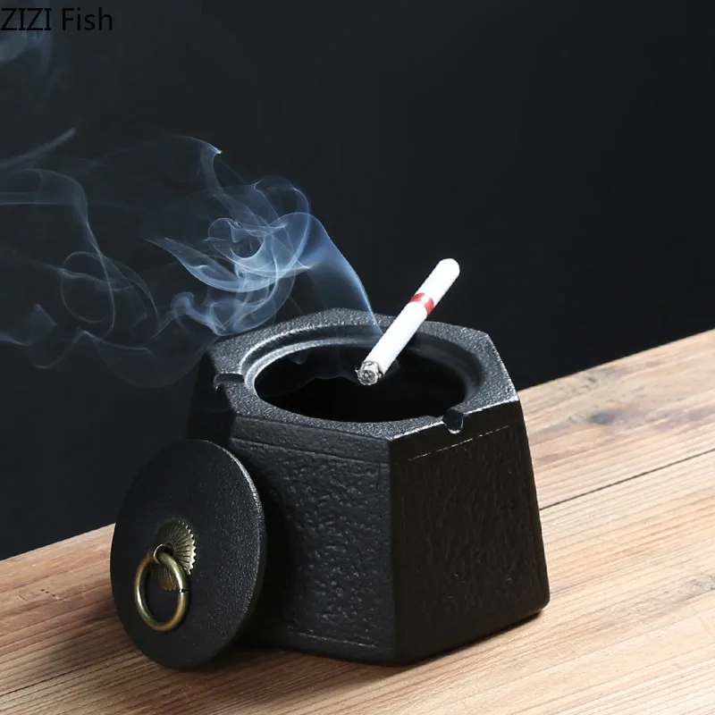 Modern Black Pottery Ceramic Art Ashtray with Lid Creative Windproof