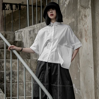 

[EAM] Women Pocket Stitch Big Size Blouse New Lapel Three Quarter Sleeve Loose Fit Shirt Fashion Tide Spring Summer 2020 JX110