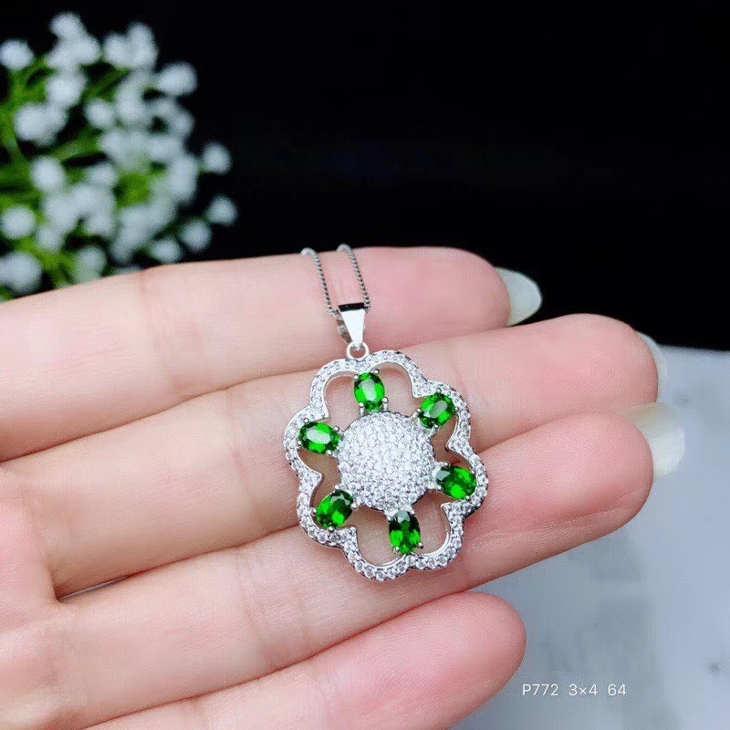 

clear green diopside gemstone pendant of necklace for women jewelry real 925 silver natural gem girl birthday gift good color
