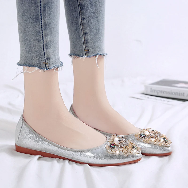 

Crystal Flat Shoes Women Shiny Pointed Toe Slip-on Shoes Casual Loafers Summer Fashion Soft Sole Weekend Single Shoes Women 2020