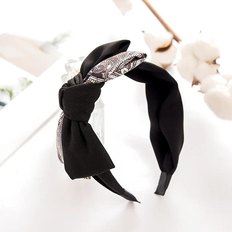 9959184519_1325823027