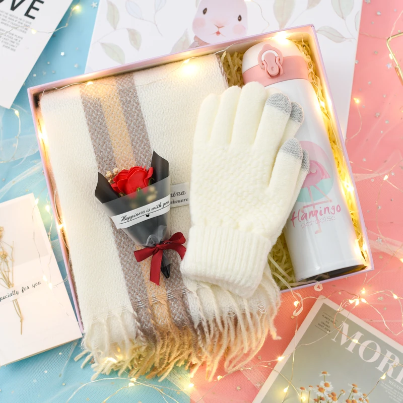 1セットスカーフカップ手袋バレンタインデーの誕生日のガールフレンドに存在花嫁介添人bestmanギフトボックスパーティー結婚式の好意はゲストのための パーティーの助け Aliexpress