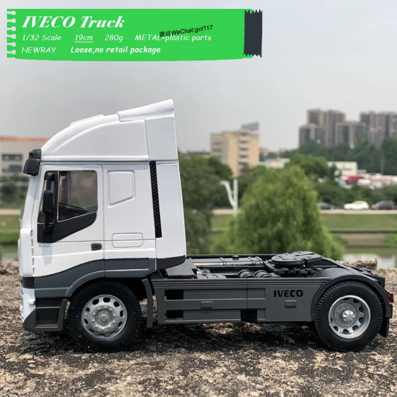 IVECO truck white (3)