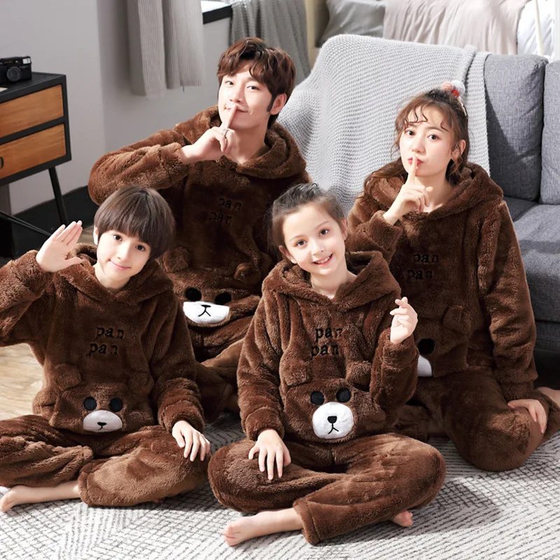 Зимний Пижамный комплект для родителей и детей; Детские фланелевые пижамы; утепленная плюшевая толстовка с капюшоном и длинными рукавами с изображением панды; домашняя одежда для мужчин и женщин - Цвет: Brown bear