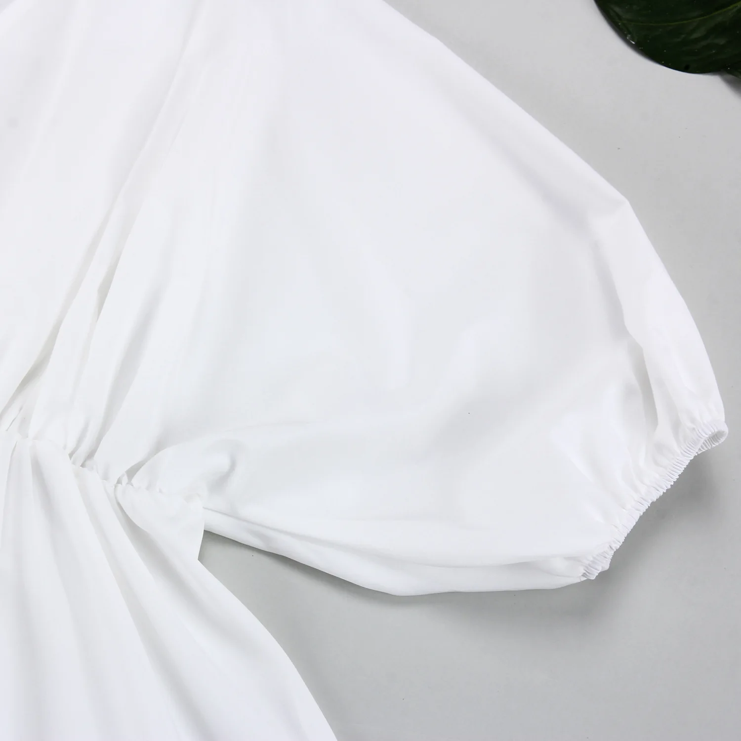 Summer V Neck Chiffon Shirt Lantern Sleeve Elastic Women Simple White Blouse Ladies Comfy Casual Tops New Blusa Feminina