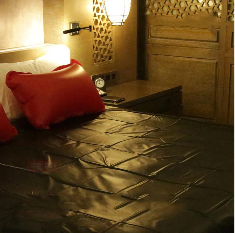 Description Picture 5 of item1pc 80*50cm PVC Sex inflatable Pillowcase Luxury Black Red Pillow Case For Bed Throw Comfortable Single Solid Color Pillow Cover