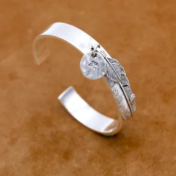 

Starfield Factory S925 Sterling Silver Jewelry Simple Feather Bangle Hanging Small Tag Open Ended Bangle