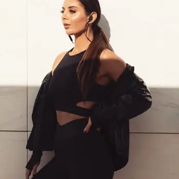 

Sexy Women Sports Bra Top Female HollowOut Racerback Sleeveless Fitness Gym Running Vest Tank Crop Top Activewear Brassiere