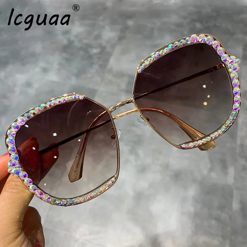 

Brand designer Fashion Latest sunglasses women 2019 Crystal Oversized Gradient color Womens sunglasses