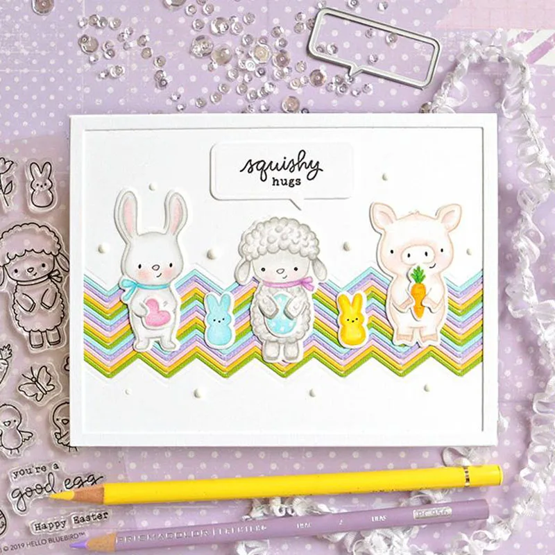 Мягкая маленькая овечка кролик свинья цыпленок красивые растения