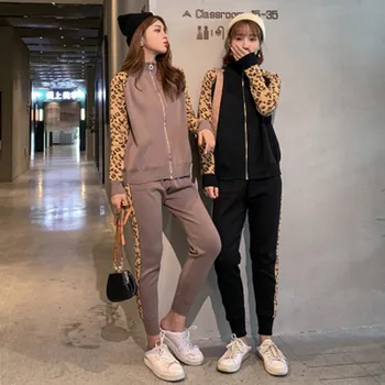 

New Korean Female Two Piece Tracksuit Leopard Patchwork Long Sleeve Coat And Trousers Fashion Knit Casual Suit Set 2020 Autumn