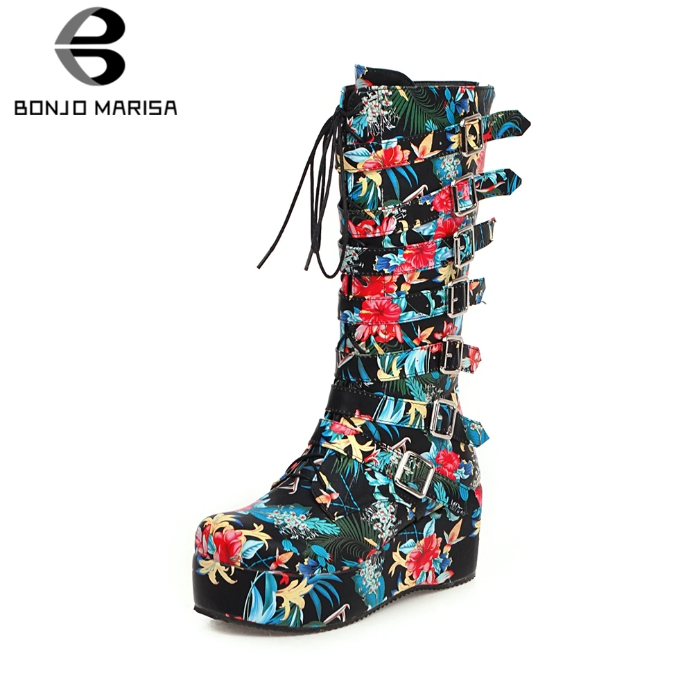 

BONJOMARISA New Winter Plus Size 33-46 Fashion Flower Print mid-calf Boots Women 2020 Platform Buckle Boots Wedges Shoes Woman