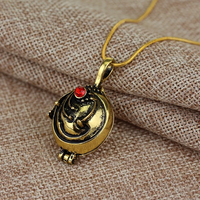 Parure De Bijoux Elena Gilbert Avec Médaillon Verveine - Cosplay The Vampire Diaries - Inclut 20 Autocollants
