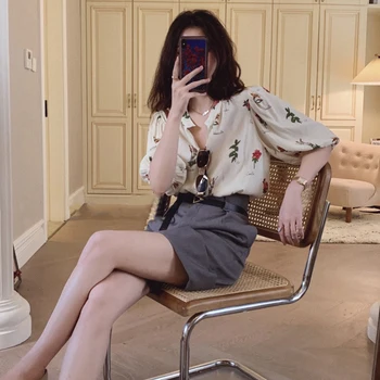 

Summer women's shirt casual flower print shirt