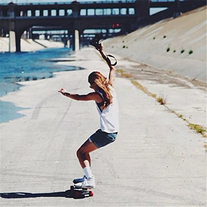 Daibot Adult Electric Scooter Four Wheel Electric Scooters 150W Hub Motor Wireless Bluetooth Remote Mini Longboard Skateboards   (11)