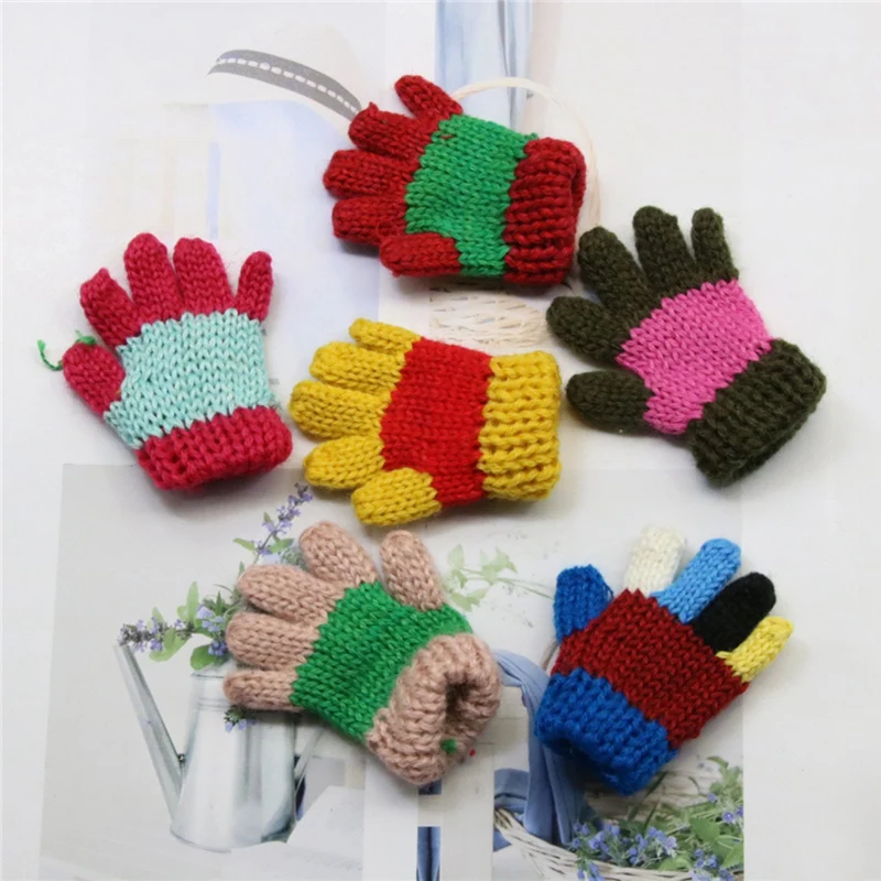 5Pcs Knitting Woolen Yarn Mini Gloves DIY Craft Supplies Toy Dolls Decorative Accessories Material Ornaments Cute Small Garment