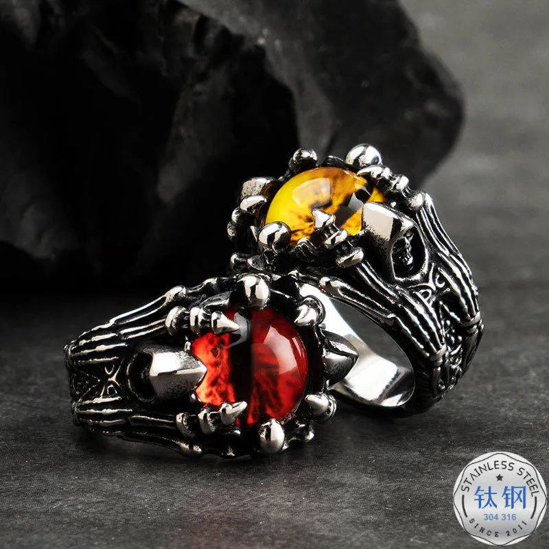 

Hot Selling Demon Eye of the Skeleton Retro Ring Men's Titanium Steel Hip Hop Punk Food Finger Ring Ornament Lettering