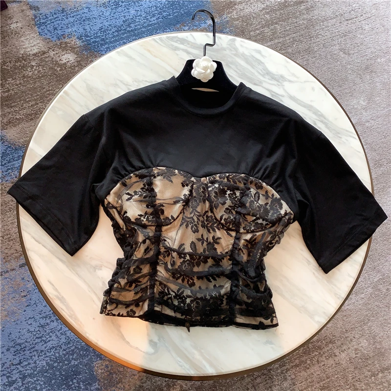 

2020 Summer Lace Tshirt Woman New French Retro Court Style Design T-shirt Stitching Lace Shirt Top Women Slim Temperament Tops