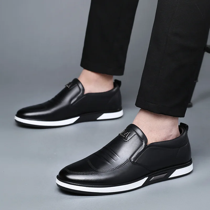

LOTORY Spring And Summer MEN'S SHOES England Casual White Men Formal Wear Casual Leather Shoes Wedding Shoes White Shoes
