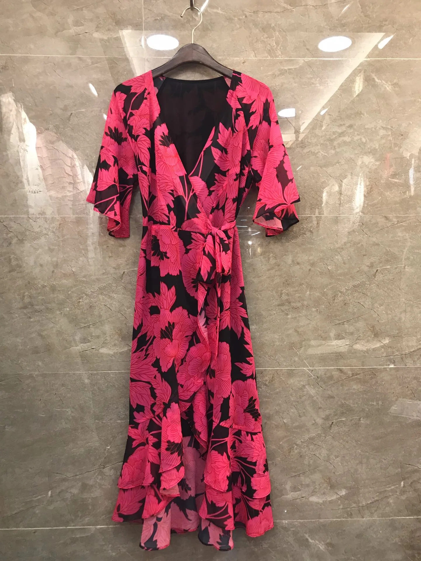 

2019 New Arrival Fashion Elegant V - Neck Short Sleeve Flower Printed Belted Silk Long Dress Free Shipping Worldiwde