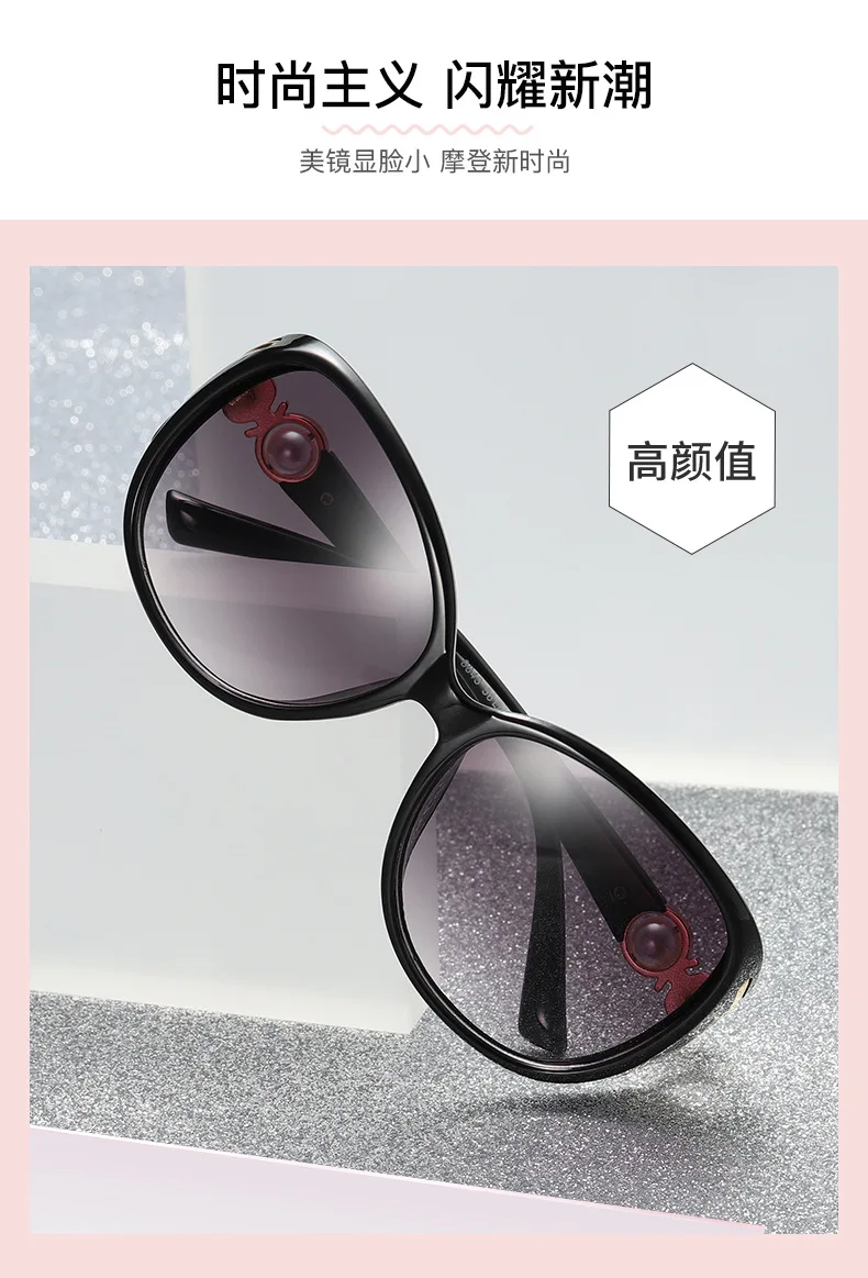 2023 Fashion Tea Gradient Sunglasses Women Ocean Metal Pearl Fox Head Lens Metal Curved Temples Sun Glasses Female UV400