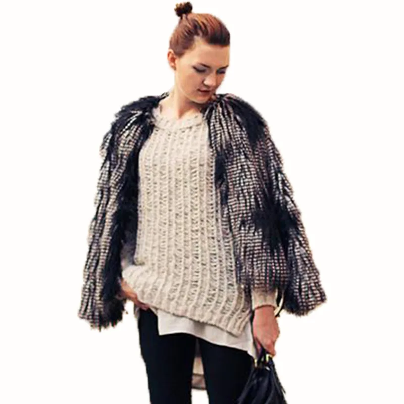 

Haoduoyi Three-Color Peacock Fur Faux Fur Clothing Jacket Placket Have Buckle Loop Long Sleeve Fur Coat