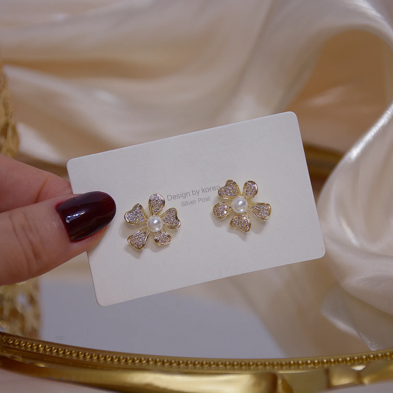 Luxury 14K Real Gold Plated Five zircon leaves Earring Delicate Micro Inlaid Cubic New CZ Stud Earrings Wedding Jewelry Pendant - Image 3