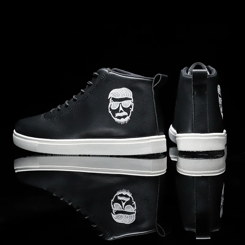 

Small Polokwane City FC ming kuan Shoes Trend Versatile Leather High Shoes Versitile Fashion Black And White with Pattern Casual
