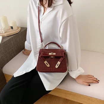 

Korean Version of the Crocodile Handbags Female 2020 Autumn and Winter New Chic Shoulder Laptop Shoulder Bag