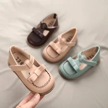 

Girls Leather Shoes 2021 Spring Bowtie Sandals Children Shoes Low Heels Black Blue Pink Princess Sweet Sandals for Girls D12225