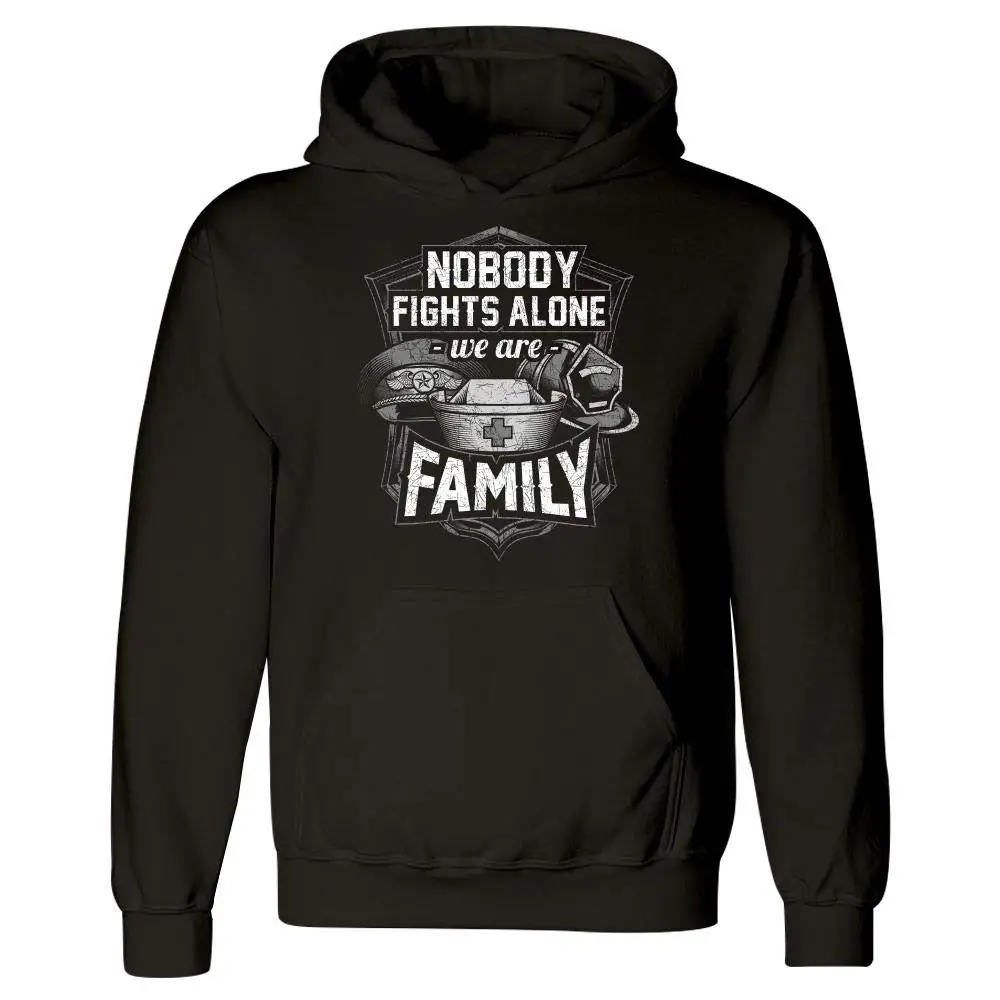 Nobody Fights Alone пожарный фельдшер полицейский подарок EMS-Толстовка черный |