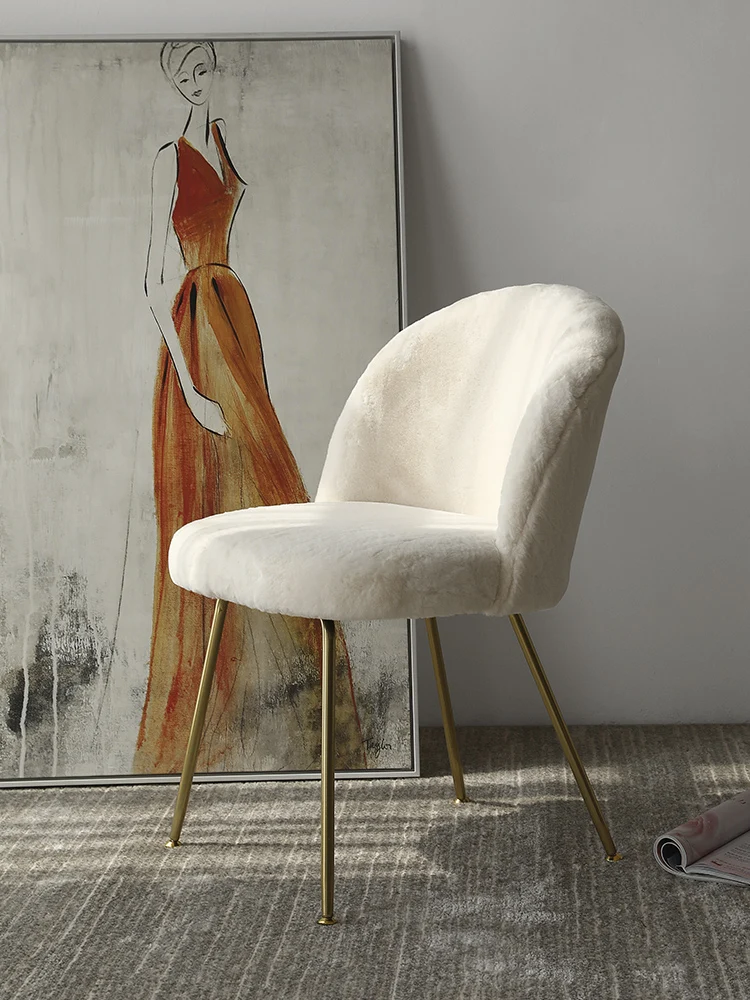 Nordic Commode Coiffeuse Chaise Accent Chaises Design Moderne Maroc Accent  Chaises Fourrure Coussin Chaise longue pour la Chambre à Coucher