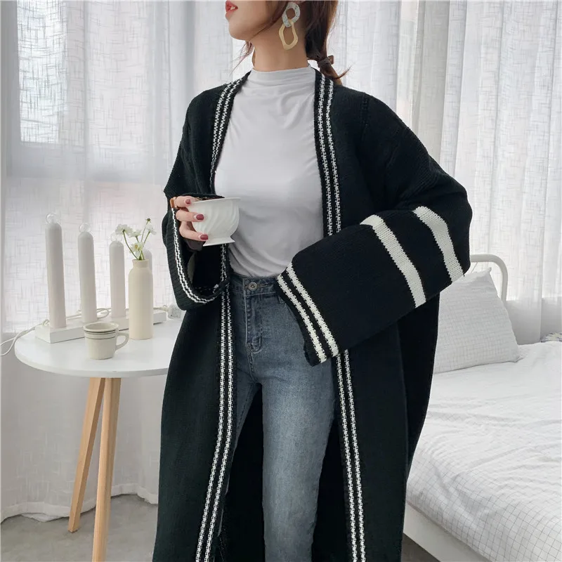 Женские Модные свободные повседневные длинные свитера больших размеров на осень и зиму, длинный кардиган в полоску с расклешенными рукавами, шикарное вязаное пальто