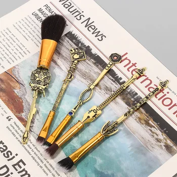 

5Pcs Jojos Bizarre Adventure Makeup Brushes Set Powder Foundation Blending Eyeshadow Blush Concealer Brush Cosmetic Beauty Tools