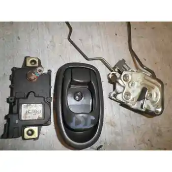 

2646561 lock Left Front Door Hyundai Lantra Saloon (rd) 1.8