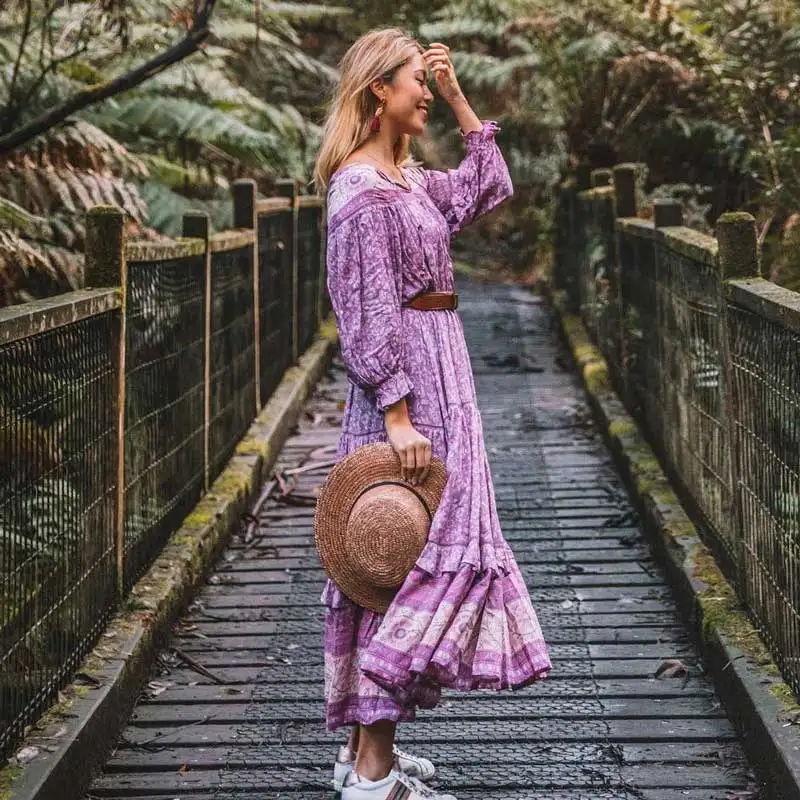 Женское кружевное платье с длинным рукавом BOHO фиолетовое ажурное v образным