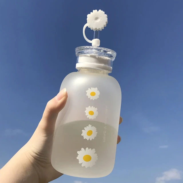 New 500m Cute Daisy Plastic Water Bottles With Straw Portable Clear Frosted  BPA Free Water Bottle For Kids Students Drinking Cup - AliExpress
