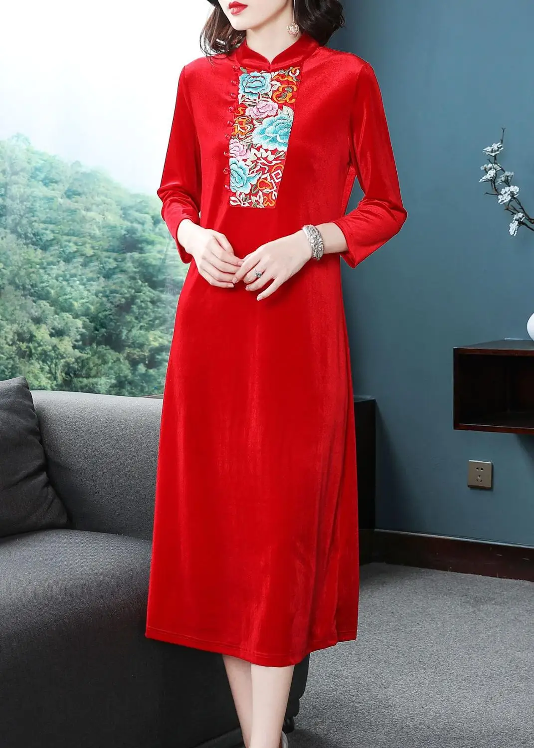 Китайский Новый Год Вечерние платья с вышивкой вельветовые длинные Qipao для дам
