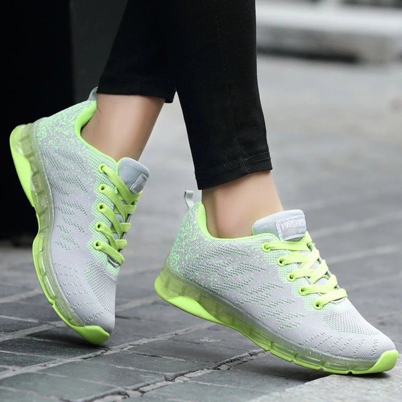 ladies gym shoes