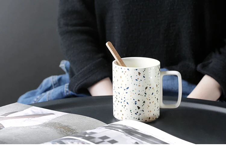 Креативный каменный узор керамическая кофейная чашка с крышкой кружки и чашки для чая послеобеденный чай вечерние кофейная чашка Европейский подарочный набор для домашнего питья