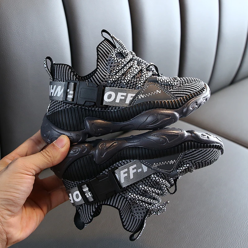 trainer tennis shoes