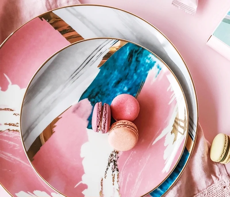 

Watercolor art depicts Phnom Penh ceramic snack plate Western steak plate home dish decoration plate