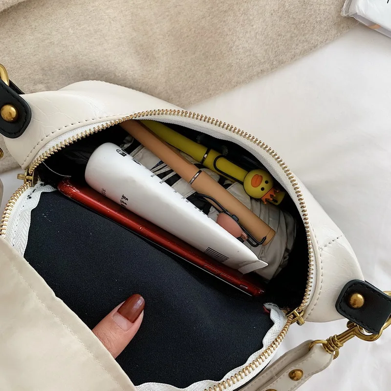 

2019 Small CK New Style Qualified Chain Retro Rhombus Wallet Autumn Circular Ring Ornaments Hand Shoulder Chest Pack