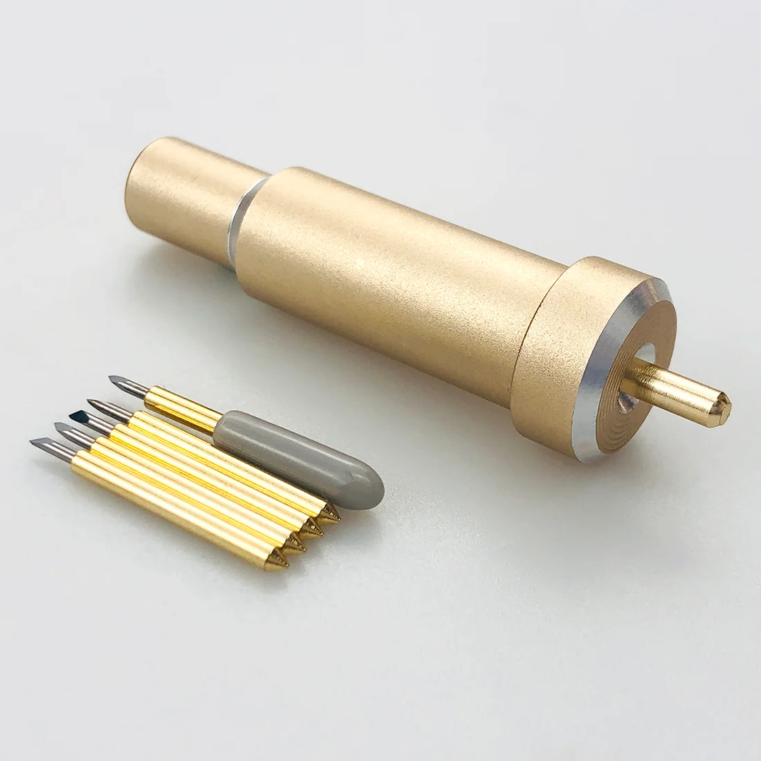 5pcs Dia 2mm Standard Premium Fine Point Vinyl Cutter Plotter Blade Knive for Explore One Explore Air + 1pc Blade Holder